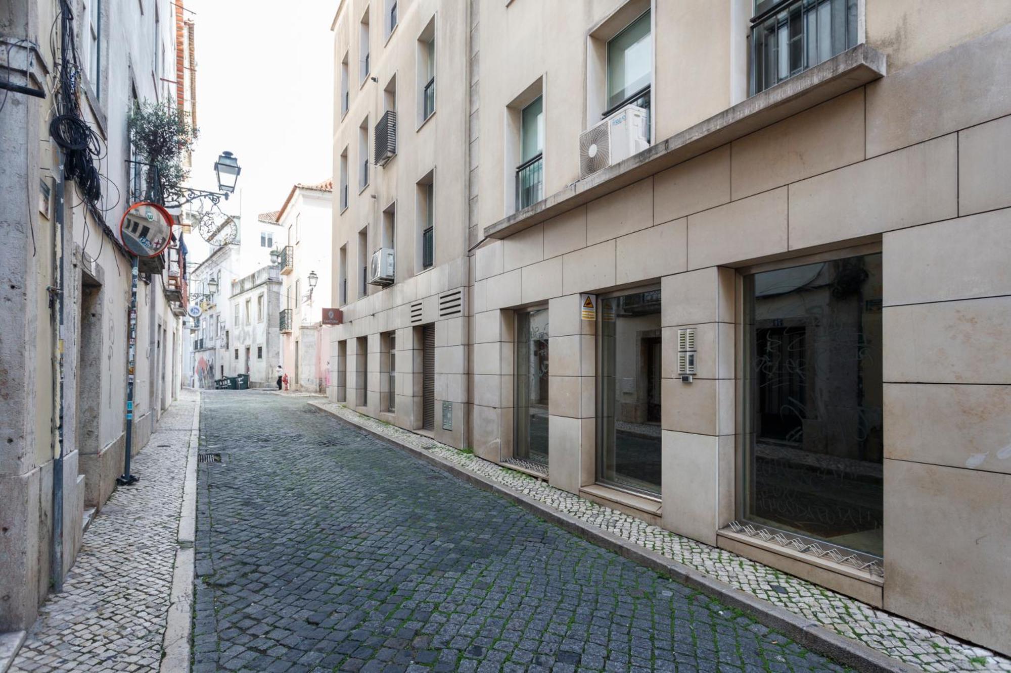 Shared Accommodation In Bairro Alto - Chiado Lisboa Eksteriør billede